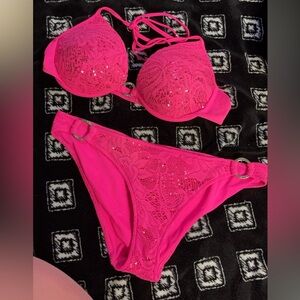 PINK bikini 👙